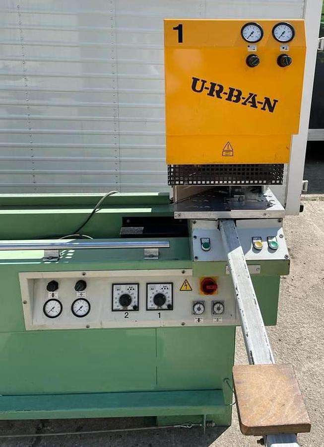 Used DOUBLE HEAD WELDING MACHINE URBAN AKS 3900 YEAR 2005
