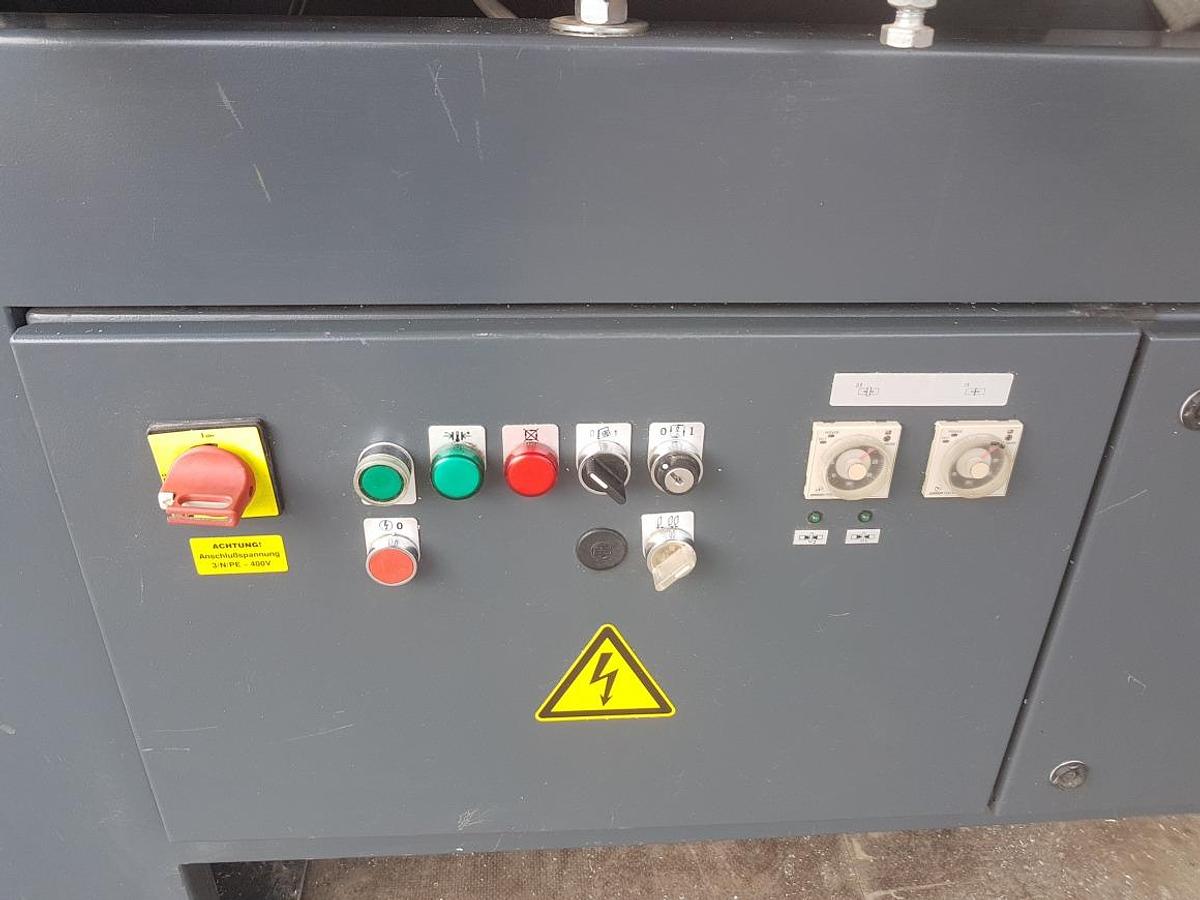 Used ELUMATEC DOUBLE HEAD WELDING MACHINE ZS 720 LV YEAR 1999