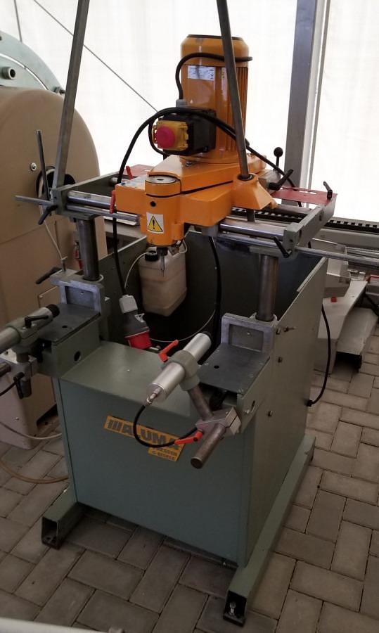 Used MILLING AND COPYING MACHINE ALUMA / ROTOX KF 341