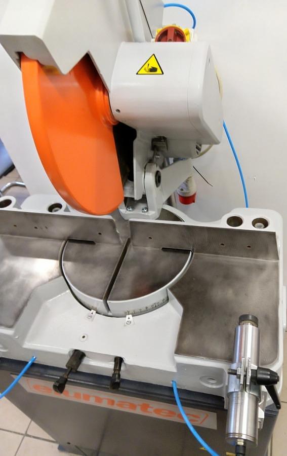 Used ELUMATEC SINGLE HEAD SAW MGS 72/30