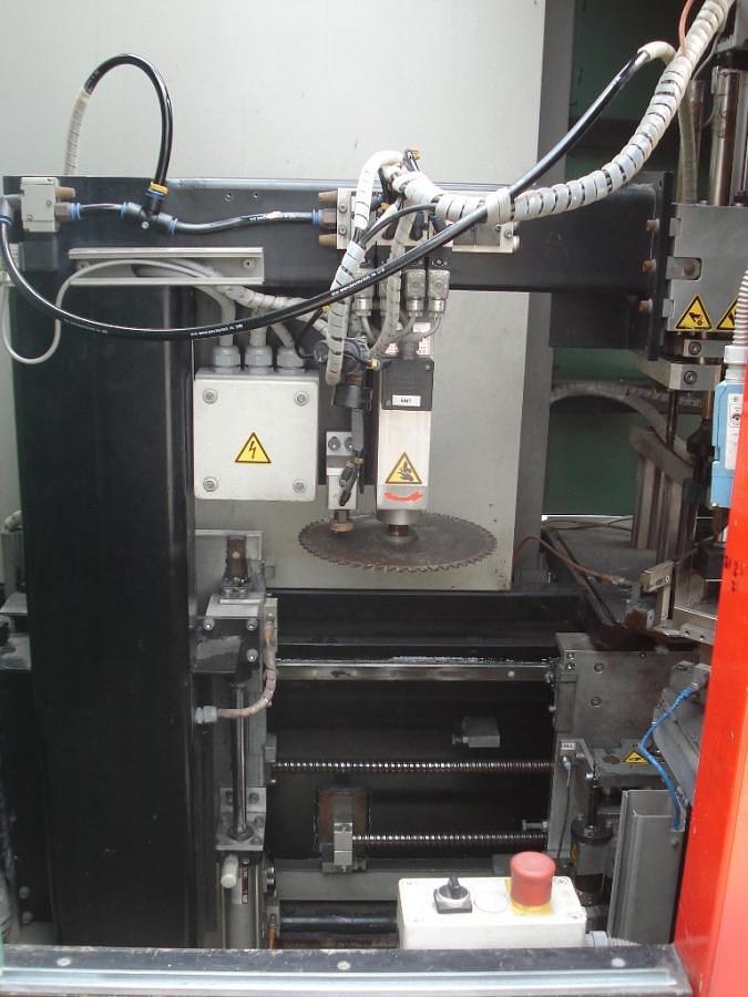 Używane OCZYSZCZARKA WEGOMA WPIS CNC 	ROK  1996