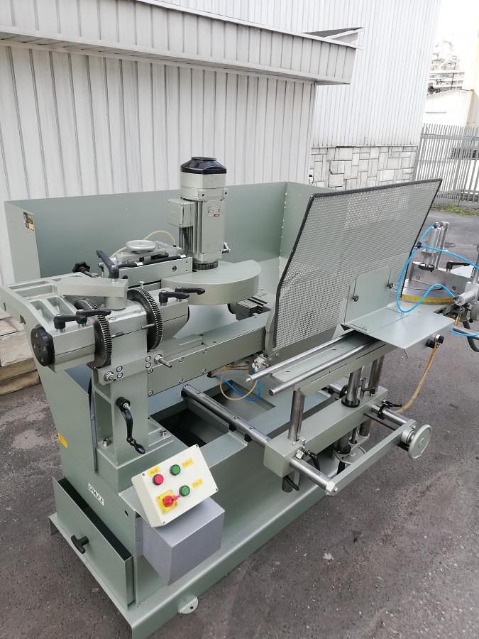 Used FACADE SAW GRAULE AS - U 450 YEAR 2001