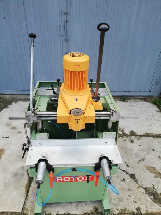 Used ROTOX MILLING AND COPYING MACHINE KF 450