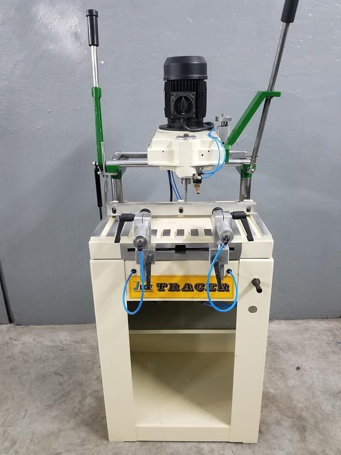 Used MILLING AND COPYING MACHINE FOR ALUMINIUM JOINERY LGF TRACER