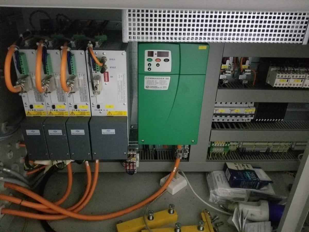 Używane CENTRUM OBRÓBCZE ELUMATEC SBZ 122 /10 ROK 2004