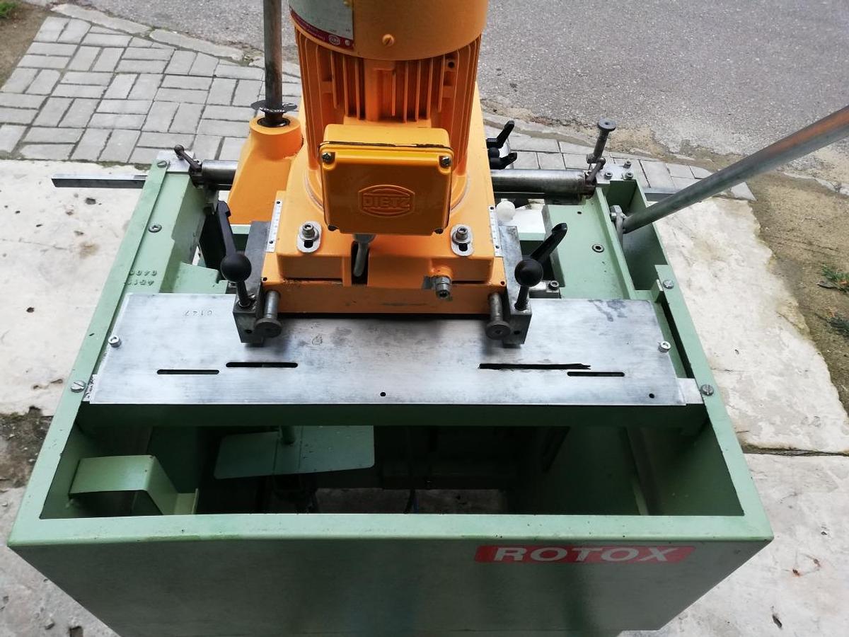 Used ROTOX MILLING AND COPYING MACHINE KF 450