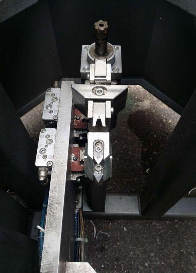 Used CNC BLAST MACHINE KMW APH - LA YEAR 2005