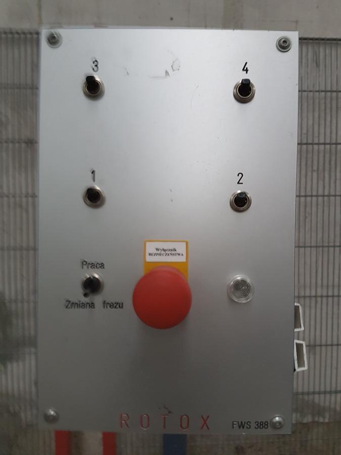 Używane FREZARKA DO ODWODNIEŃ AUTOMAT ROTOX FWS 388 ROK 2008