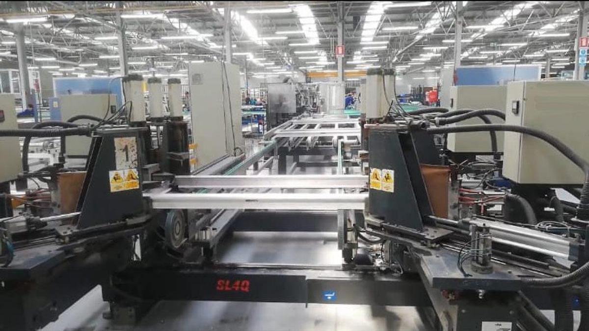 Used WELDING AND CLEANING LINE STB YEAR 2007