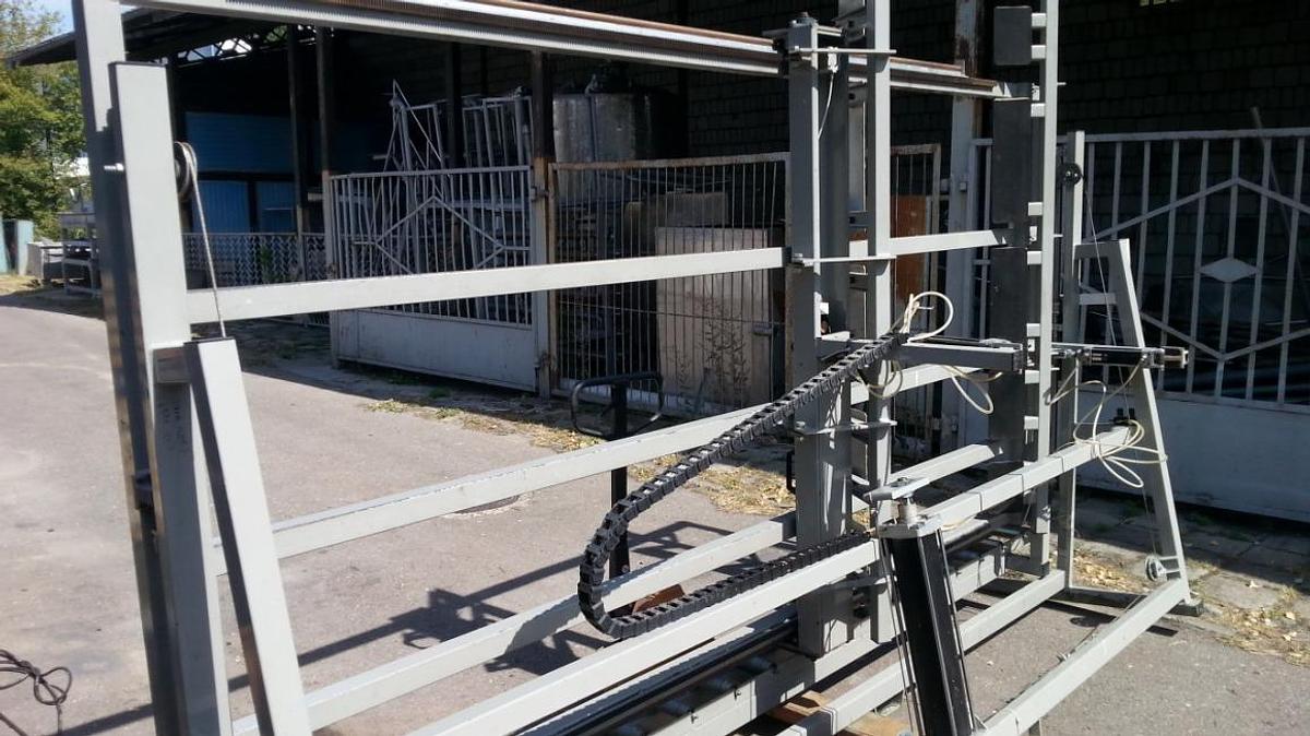 Używane PRASA DO KONTROLI I SZKLENIA ELUMATEC VE 3000