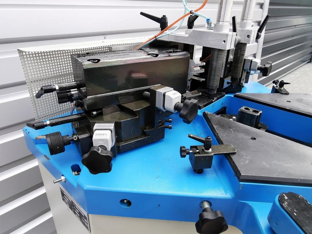 Used CRIMPING MACHINE PREZ-MET PN 200 YEAR 2013PREZ-MET PN 200 ROTARY CLAMMER/COMPETER 2013