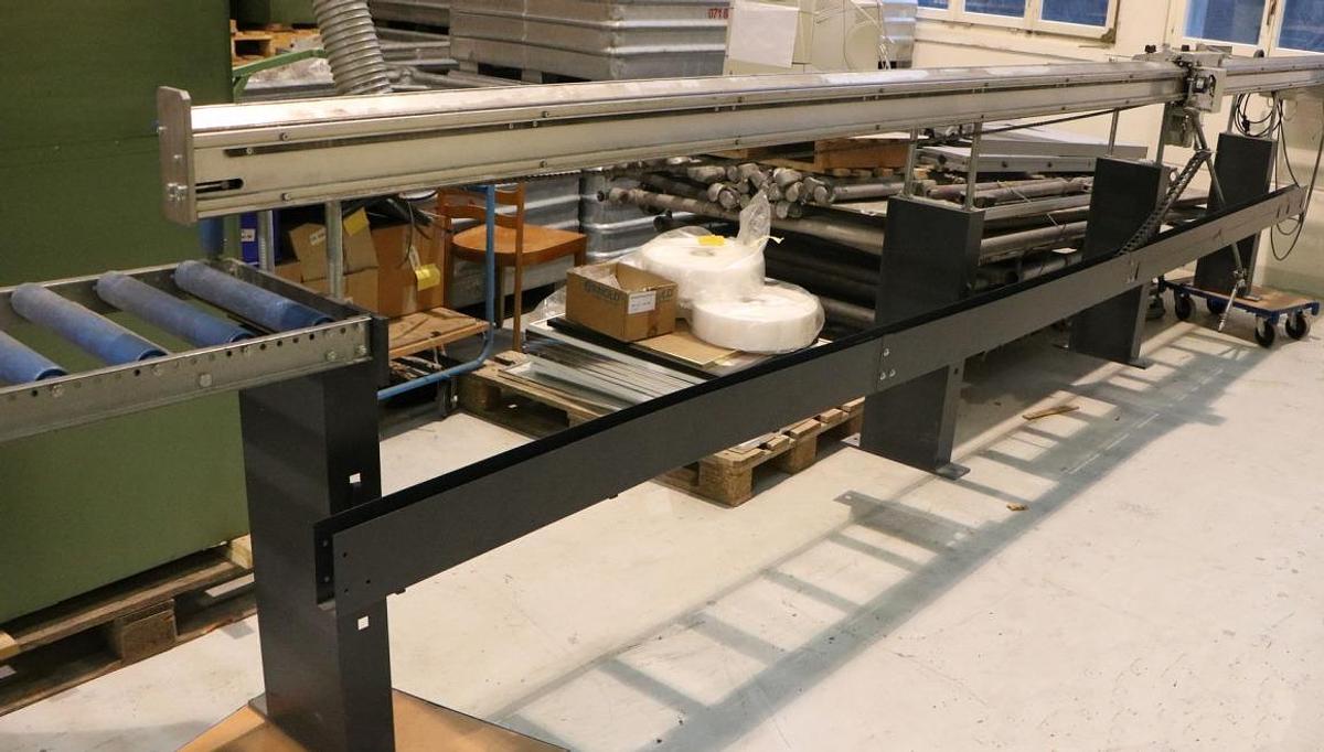 Used ELUMATEC SINGLE HEAD SAW MGS 245/00 YEAR 2008