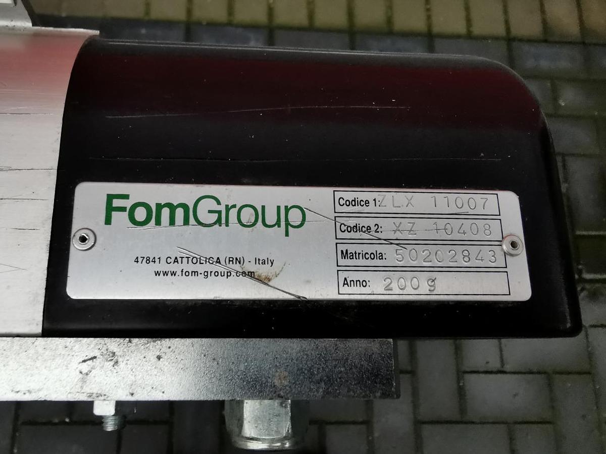 Używane PODAJNIK ROLKOWY Z SYSTEMEM POMIAROWYM  FOM GROUP ROK 2009