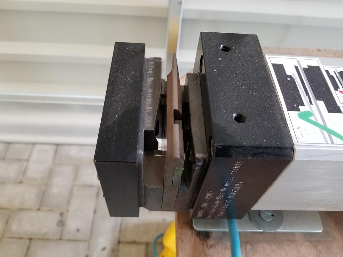 Used MACO MULTI HARDWARE GUILLOTINE - MATIC ANBAU