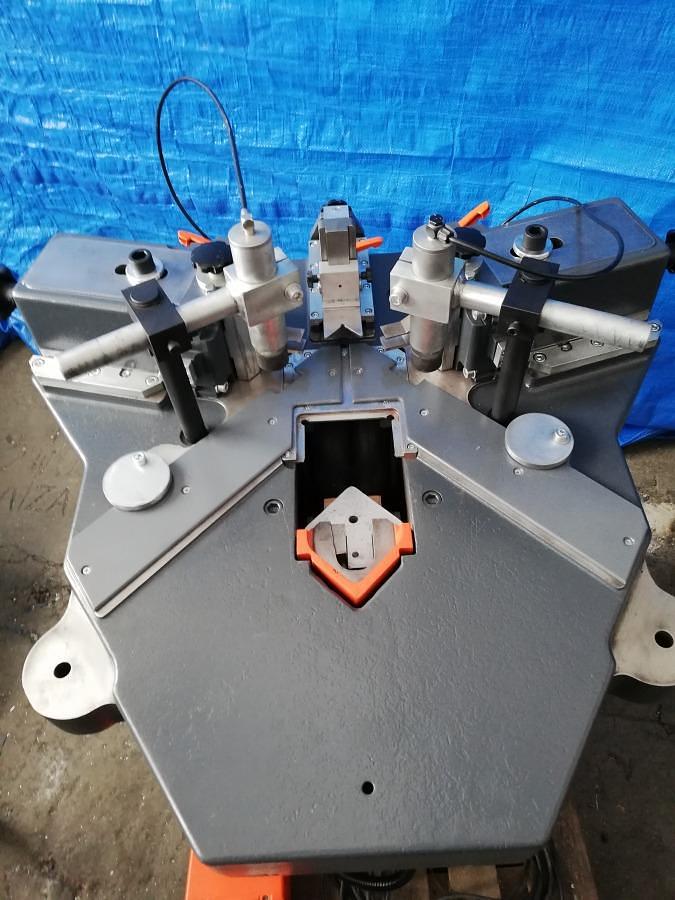 Used CRIMPING MACHINE ELUMATEC EP 124