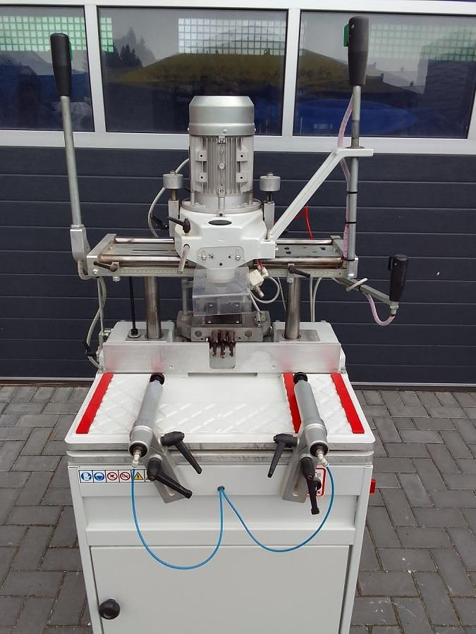 Used HANDLE (MILLING AND COPYING MACHINE) ITAL - PLASTICK 106 CF YEAR 2020