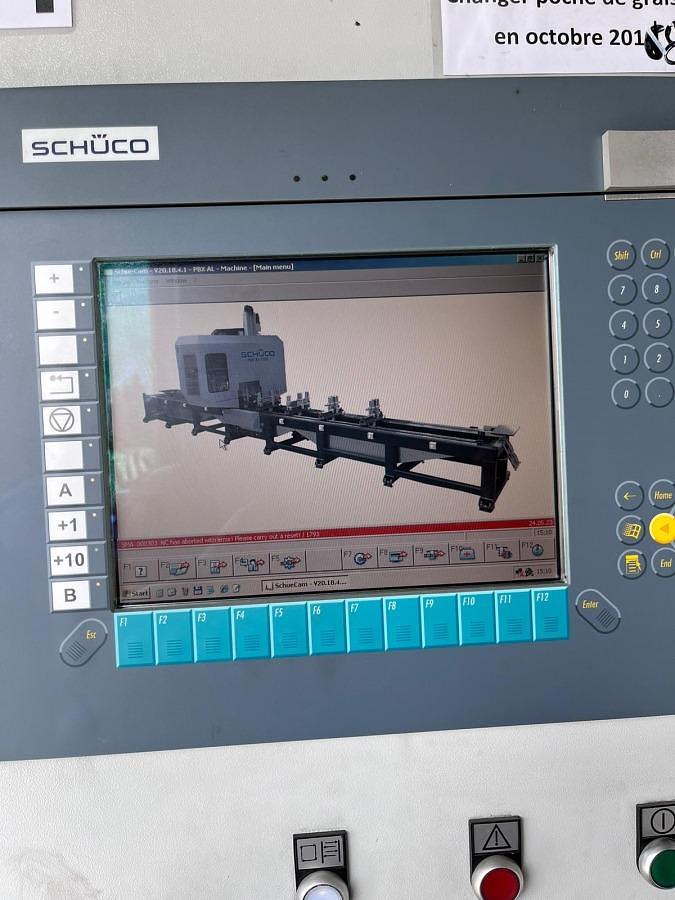 Używane CENTRUM OBRÓBCZE SCHUCO PBX AL 7200 ROK 2010