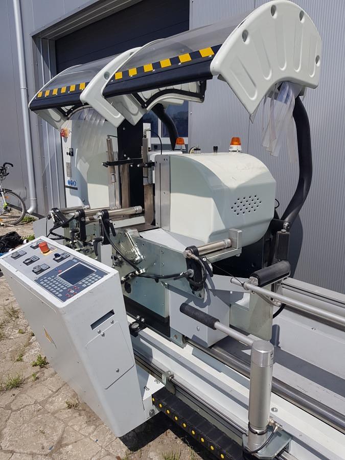 Używane PIŁA AUTOMATYCZNA DWUGŁOWICOWA FOM INDUSTRIE BZ ALVA 500 A ROK 2011