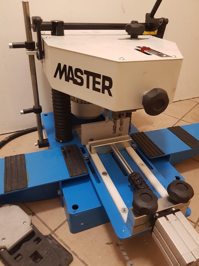 Used MULTI-SPINDLE DRILLING MACHINE FOR PIPE HINGES YEAR 2011