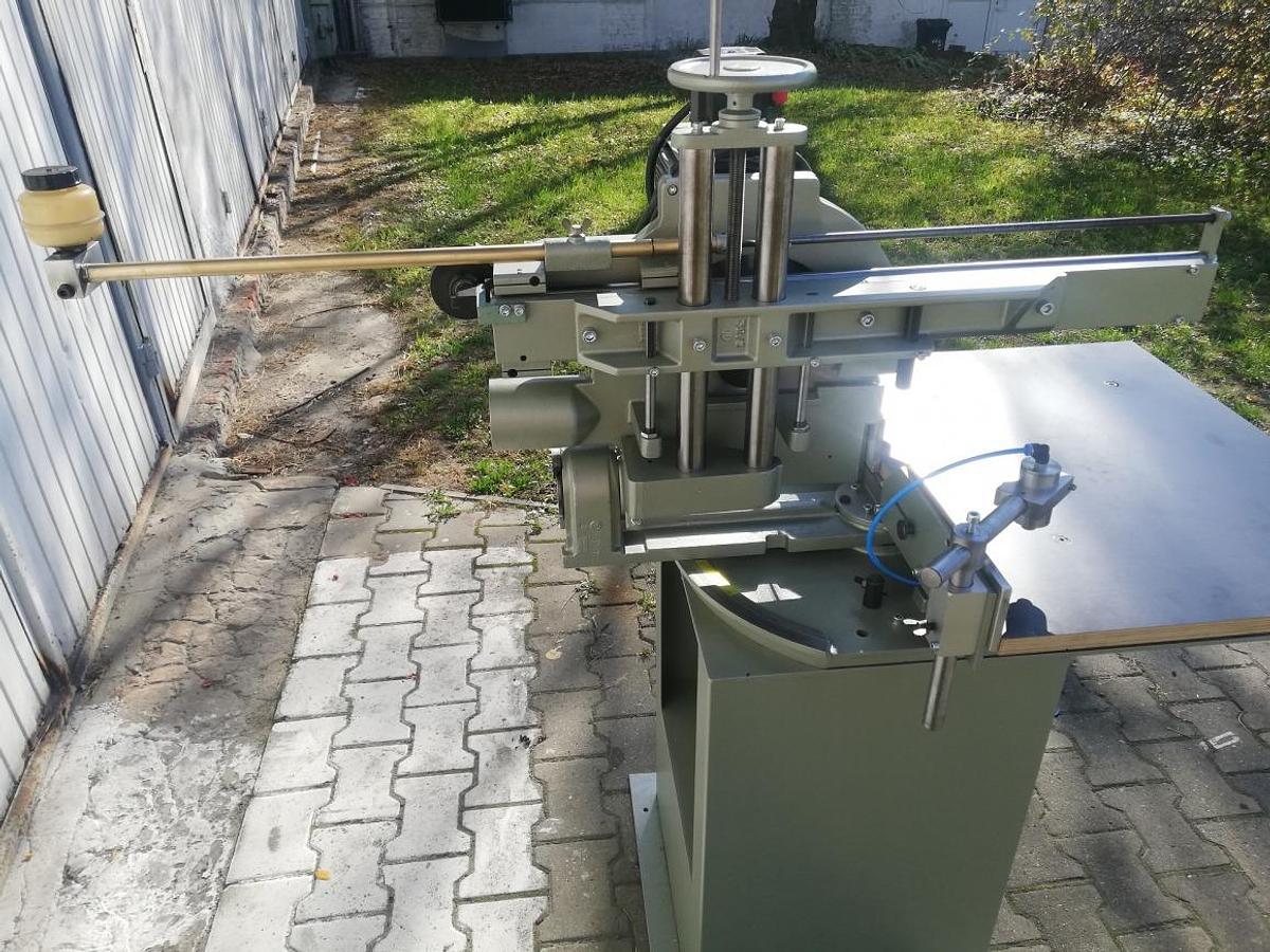 Used SINGLE HEAD GRAULE SAW ZS 135 N WITH TABLES