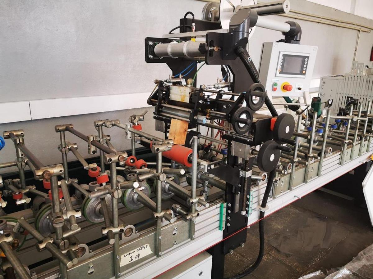 Used GLUE TECHNIQUE VENEER MACHINE PUR OK- 250.7000 YEAR 2015