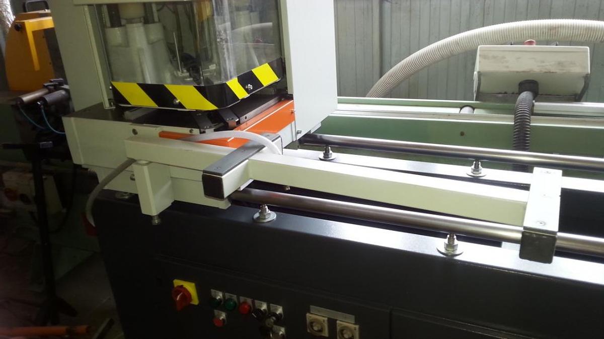 Used ELUMATEC DOUBLE HEAD WELDING MACHINE ZS 720 LV YEAR 1997