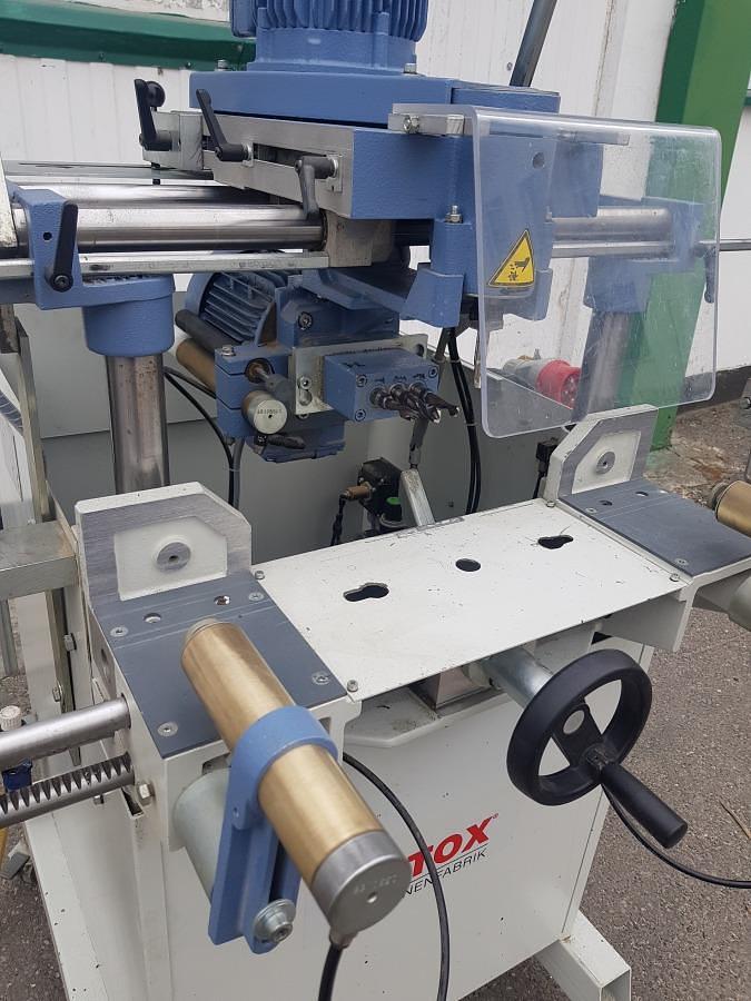 Used MILLING AND COPYING MACHINE (HANDLE) ROTOX KF 349 YEAR 2003