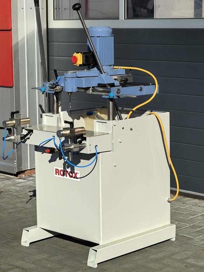 Used ROTOX MILLING AND COPYING MACHINE KF 341 EC