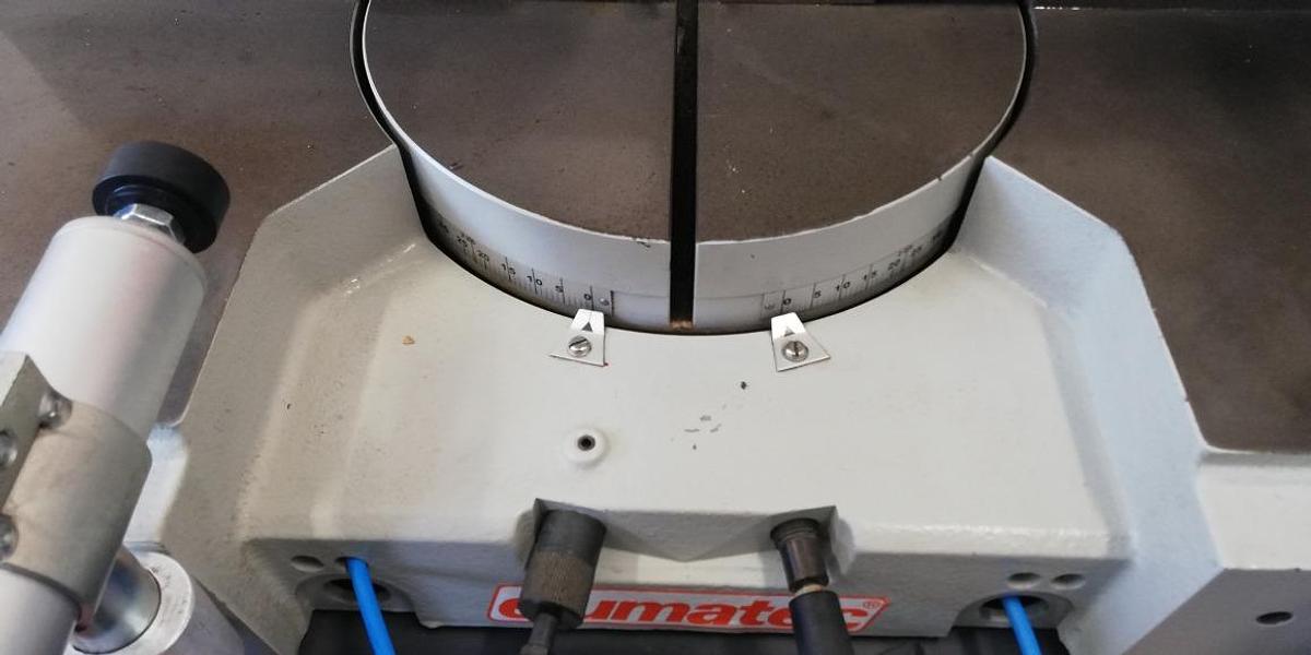 Used ELUMATEC SINGLE HEAD SAW MGS 72 / 30 YEAR 2012