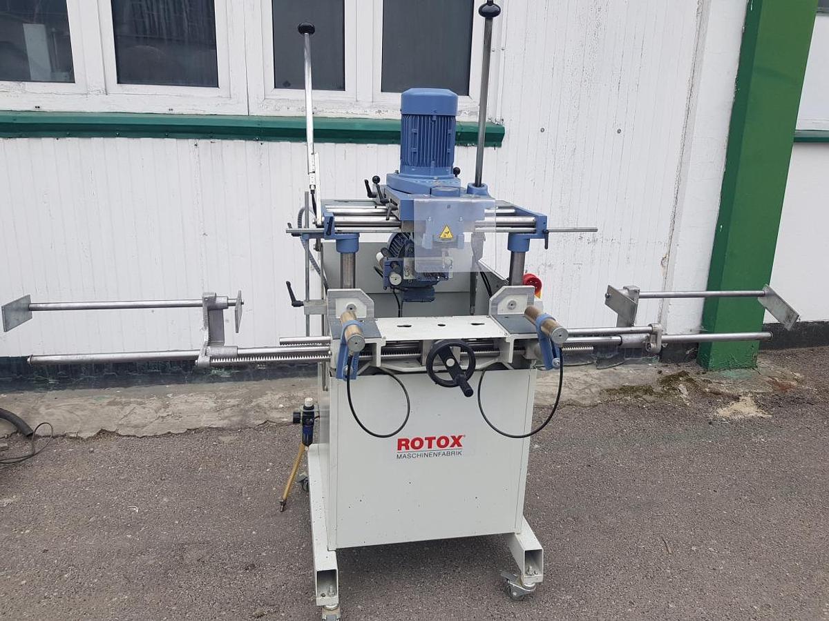 Used MILLING AND COPYING MACHINE (HANDLE) ROTOX KF 349 YEAR 2003