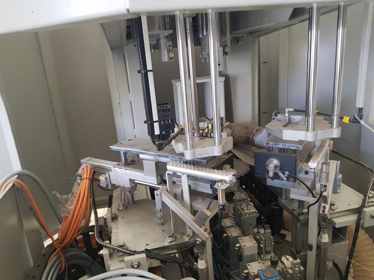 Used CNC URBAN CC SV 530 / 4B WITH TURNING STATION YEAR 2012