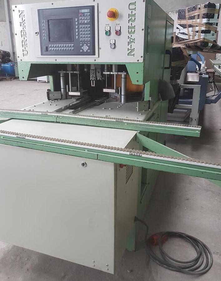 Używane OCZYSZCZARKA AUTOMATYCZNA CNC URBAN SV 310 ROK 2006