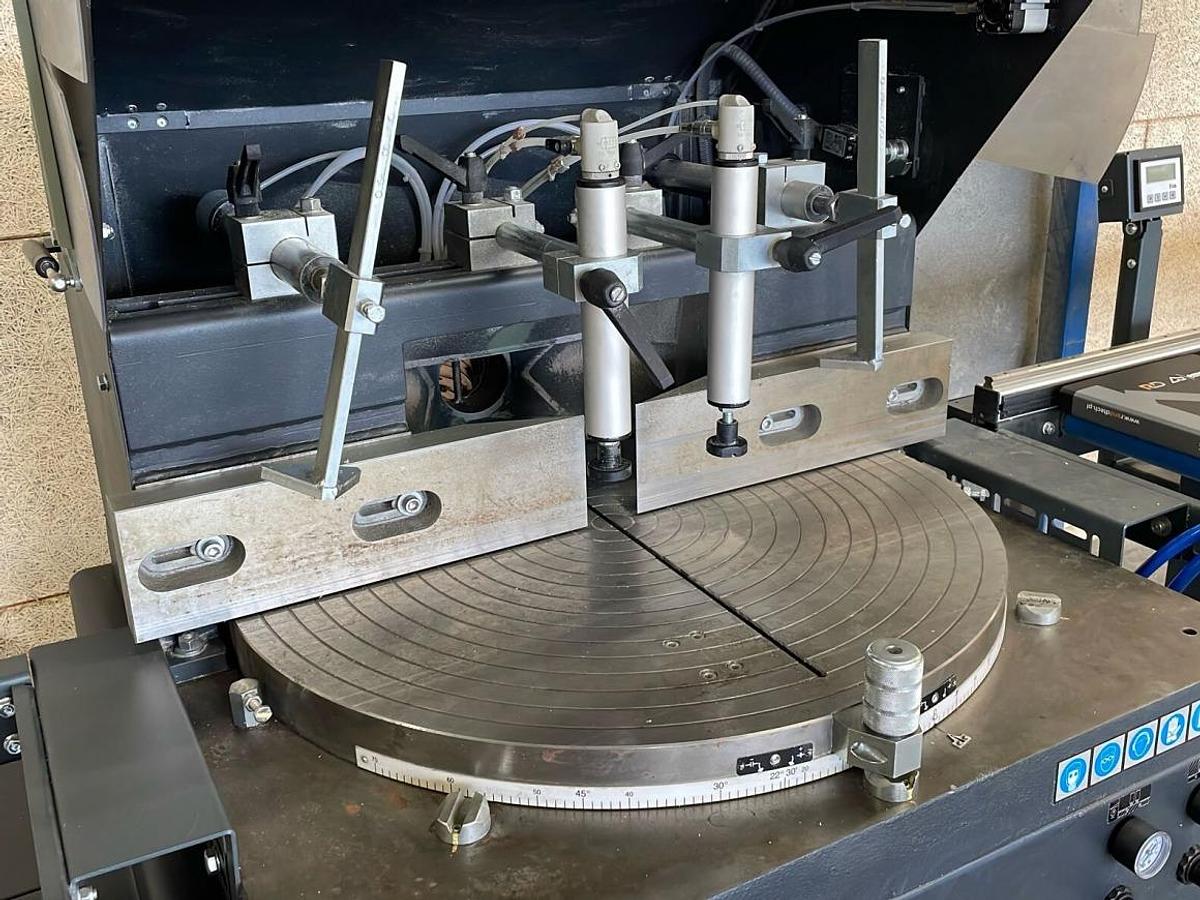 Used SINGLE HEAD SAW EMMEGI SCA 550 YEAR 2022