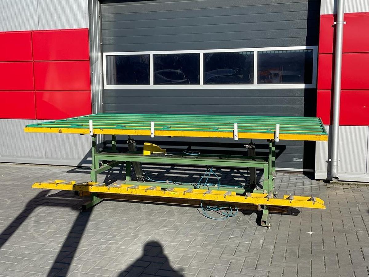 Used MELKA TILTING ASSEMBLY TABLE ST 12A YEAR 2007