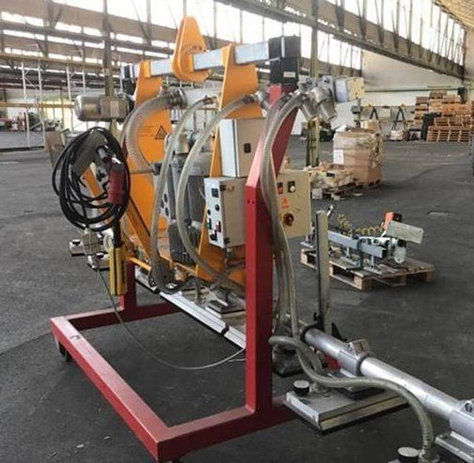 Used SUCTION CUP / VACUUM LIFTER EUROTECH YEAR 2015