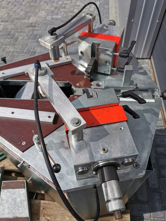 Used CORNER CRIMPING MACHINE WEGOMA EV 175 YEAR 2008