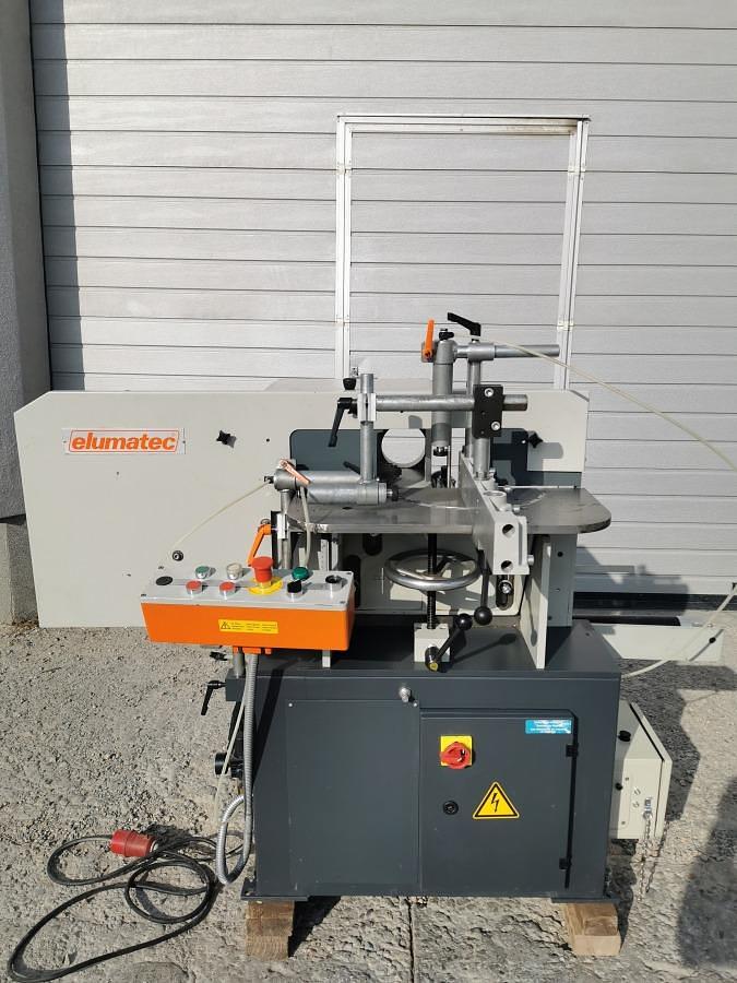 Used COLUMN MILLING MACHINE ELUMATEC AF 223 YEAR 1997