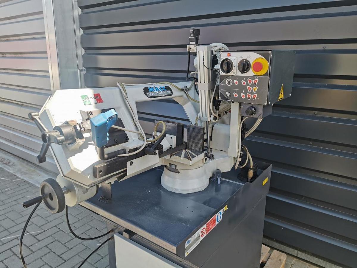 Used BELT SAW FOR STEEL MACC SPECIAL 285 MS YEAR 2011