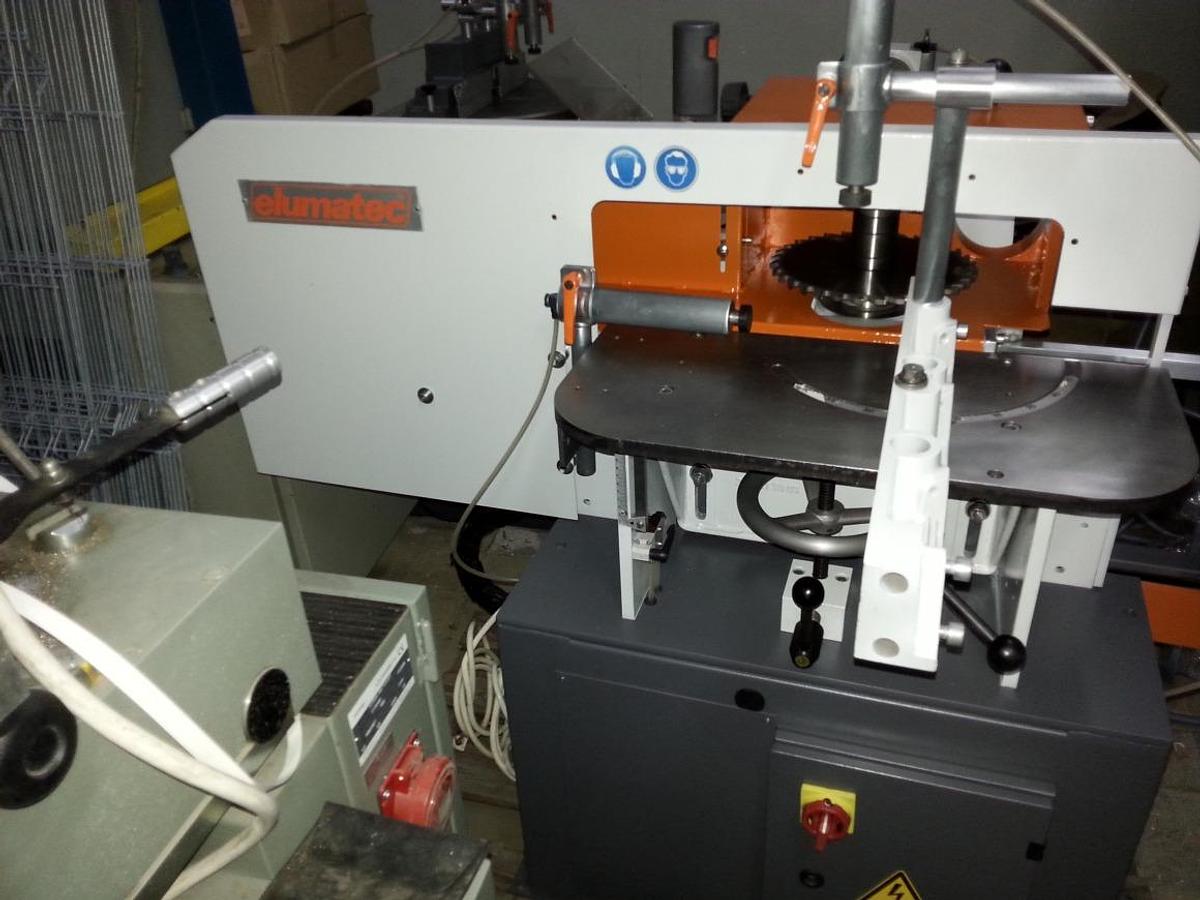 Used COLUMN MILLING MACHINE ELUMATEC AF 222 FOR PVC AND AL YEAR 1995