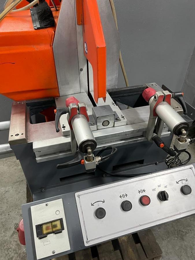 Used TEKNA TK 123 P SINGLE HEAD SAW YEAR 2007