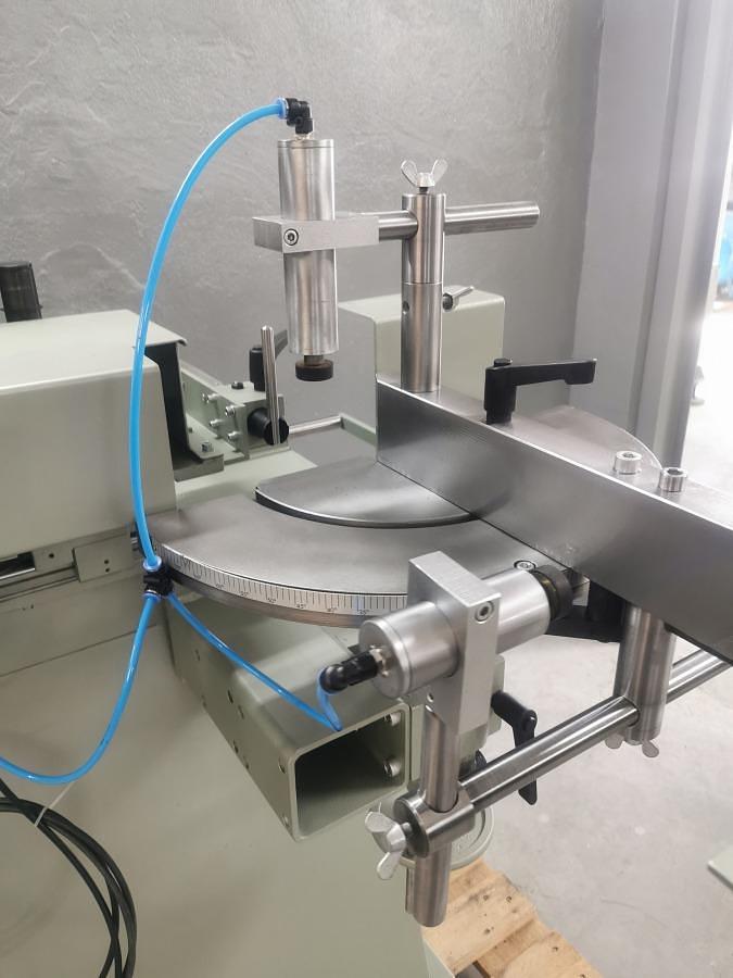 Używane FREZARKA DO SŁUPKA GRAULE AKF  6/250