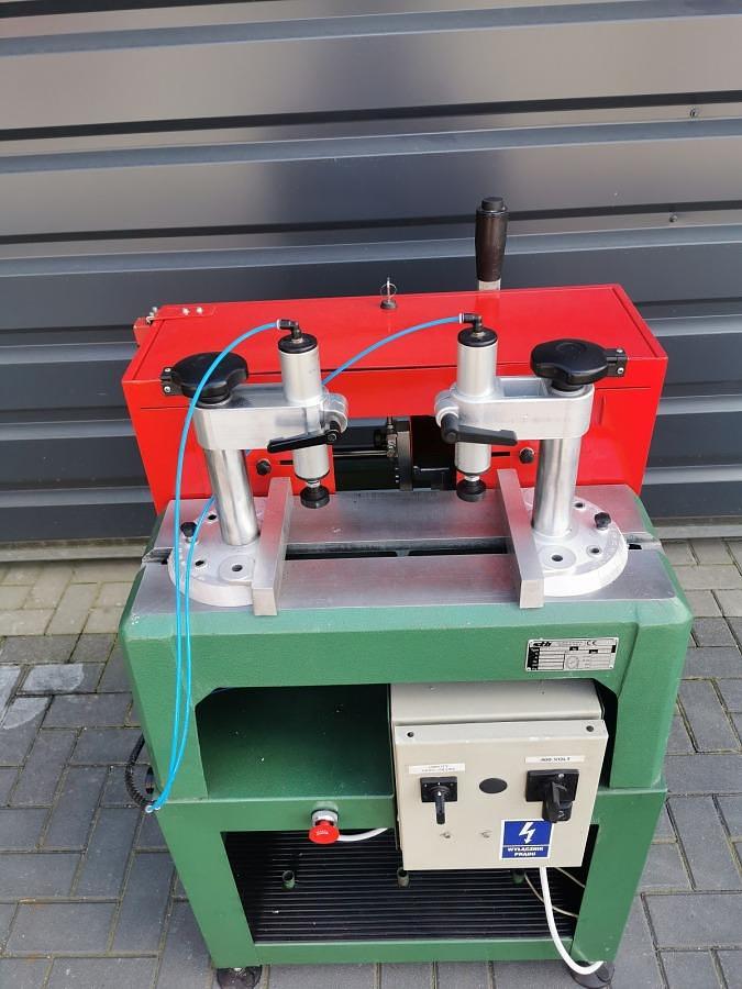 Używane FREZARKA DO SŁUPKA STB F 125