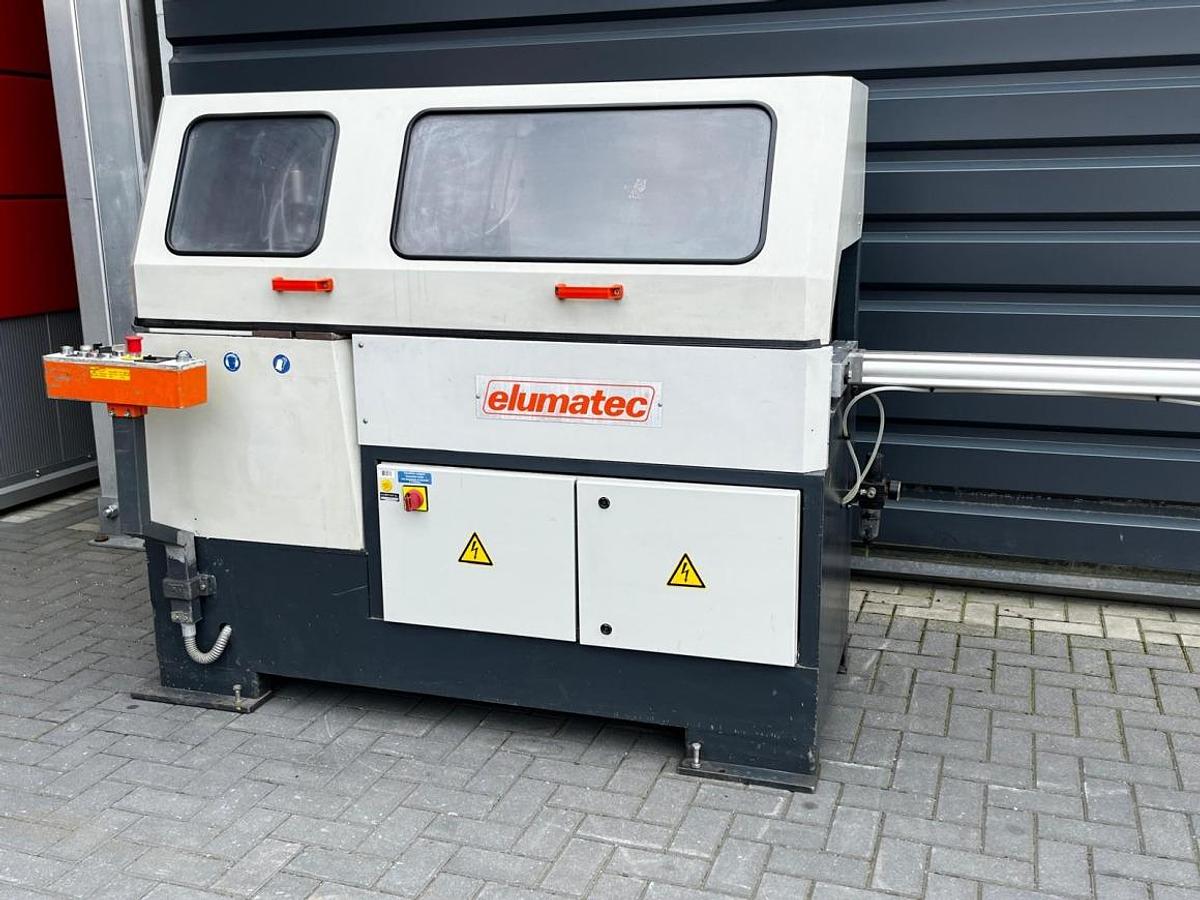 Używane AUTOMAT DO CIĘCIA ELUMATEC SA 142/35 ROK 2001