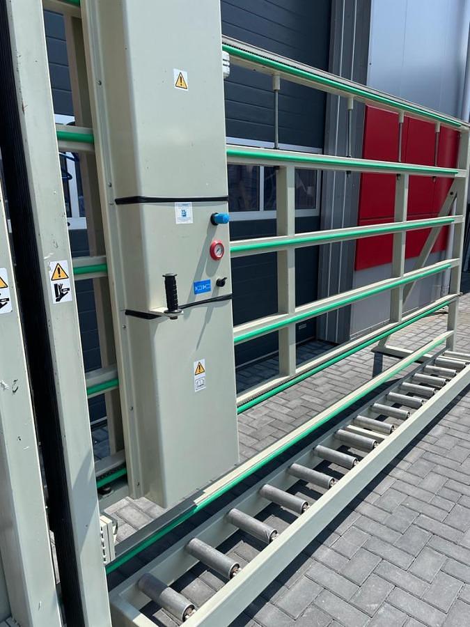 Used INSPECTION AND GLAZING PRESS PREZ-MET COM 1 YEAR 2001