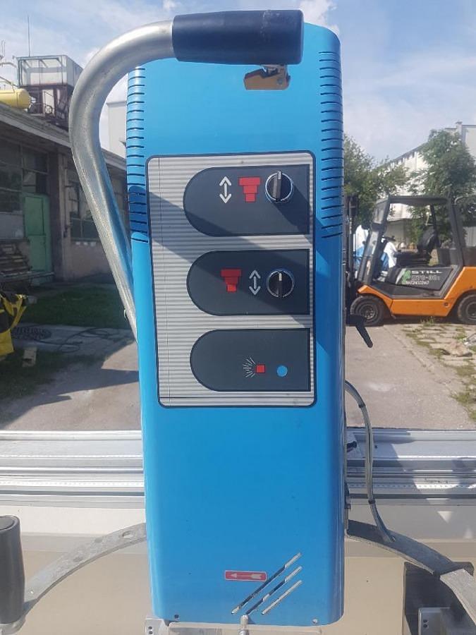 Używane FREZARKO - KOPIARKA DO AL, PCV I STALI MECAL FR 830 SUPER EASY ROK 2004