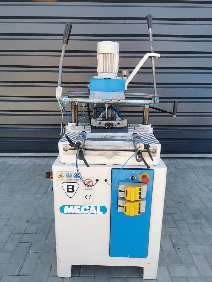 Used MECAL FR 811-3 MILLING AND COPYING MACHINE YEAR 2006