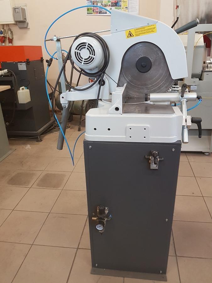 Used ELUMATEC SINGLE HEAD SAW MGS 72/30 YEAR 2011