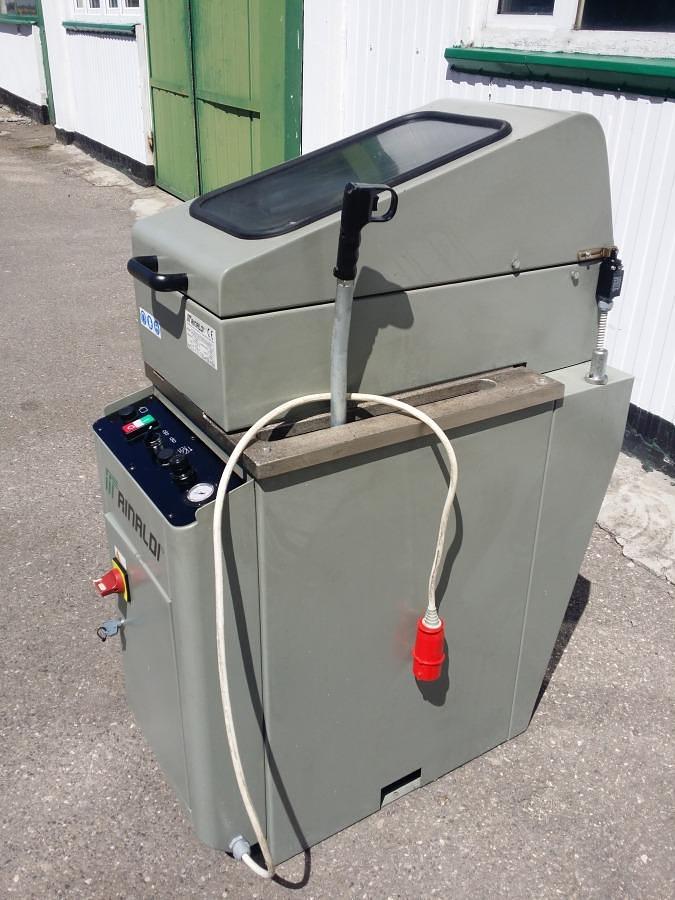 Used RINALDI LILIPUT POST MILLING MACHINE 9M YEAR 1999