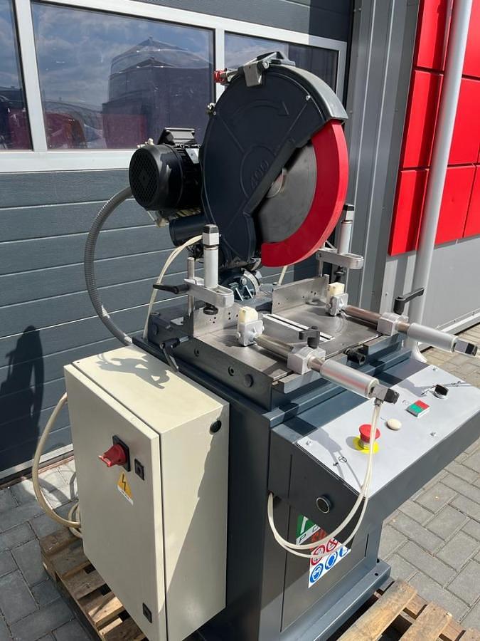 Used SINGLE HEAD STB SD 17S SAW YEAR 2006STB SD 17S SINGLE HANDLE Saw 2006.