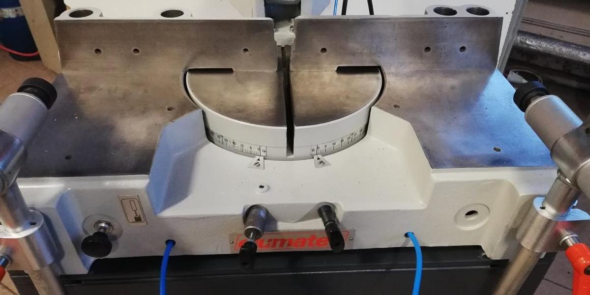 Used ELUMATEC SINGLE HEAD SAW MGS 72/30